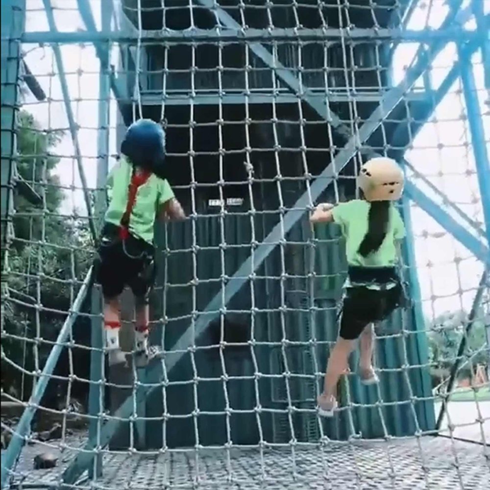 Heavy Duty Climbing Net for Kids & Adults - Playground Safety Net, Cargo Rope Ladder for Obstacle Courses, Gym Training, Backyard Sports - 1.5m x 2m, Durable & Weather-Resistant