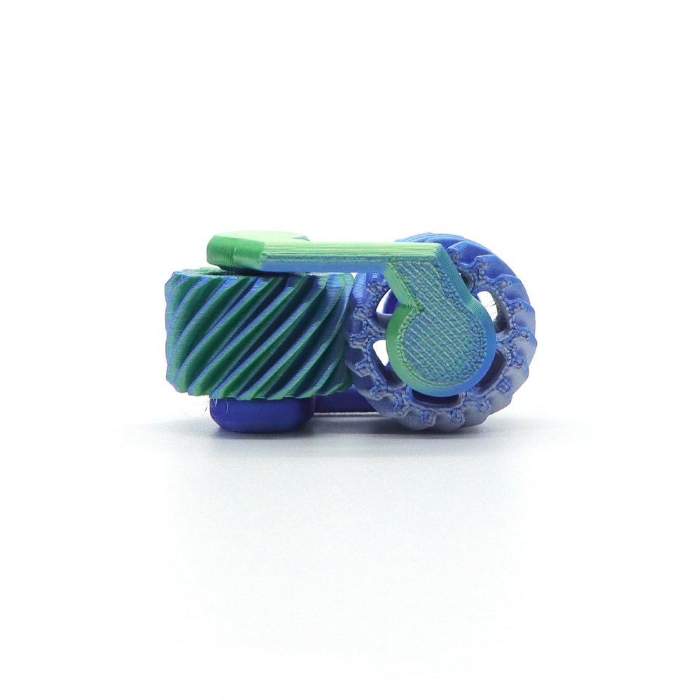 3D Printed Fidget Spinner, PLA Eco-Friendly Fingertip Gear Stress Relief Toy, Mini Hand Gyro with Multiple Color Combos for Office, Daily Relaxation