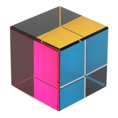 Diyeeni Color Cube, 6 Sides Color Mixing Optical Cube Prism, Light Refraction Glass with Kaleidoscope Effects for Tabletop Decor (Glass)