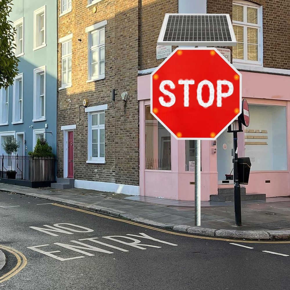 24" Solar LED Stop Sign - Heavy Duty Aluminum Traffic Sign, Blinking Street Alert, Rust-Proof Metal, IP65 Waterproof, Easy Installation for Enhanced Safety
