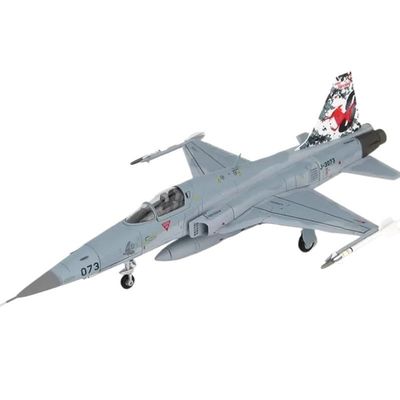 Miniature Scale 1 72 Scale F-5E 8 Alloy Finished Simulation Model Static Decoration Souvenir Gifts for Adult Boy Flying Toy Game Kits