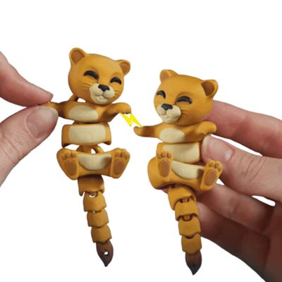 Magnetic Hand-Holding Companion, Fidget Keychain, 3D Printed Animals, Articulated Magnetic Animal Figure Collection, Cute Collectible Magnetic Creatures for Display, Gifts & Desktop Decor