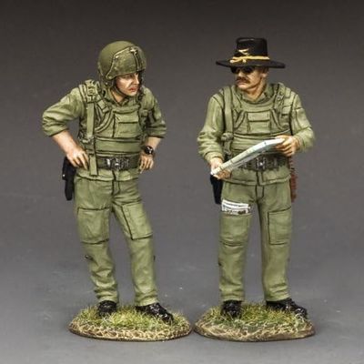 Toy Soldier Helicopter Pilot & Copilot VN162 King & Country Miniature