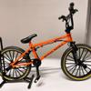 Generisch 1:8 Simulation Alloy BMX Model Mini Stunt Fashion Bicycle Equipment Fully Movable Band Display Holder Boys Desktop Collection Creative Birthday Gifts (Orange) view 2
