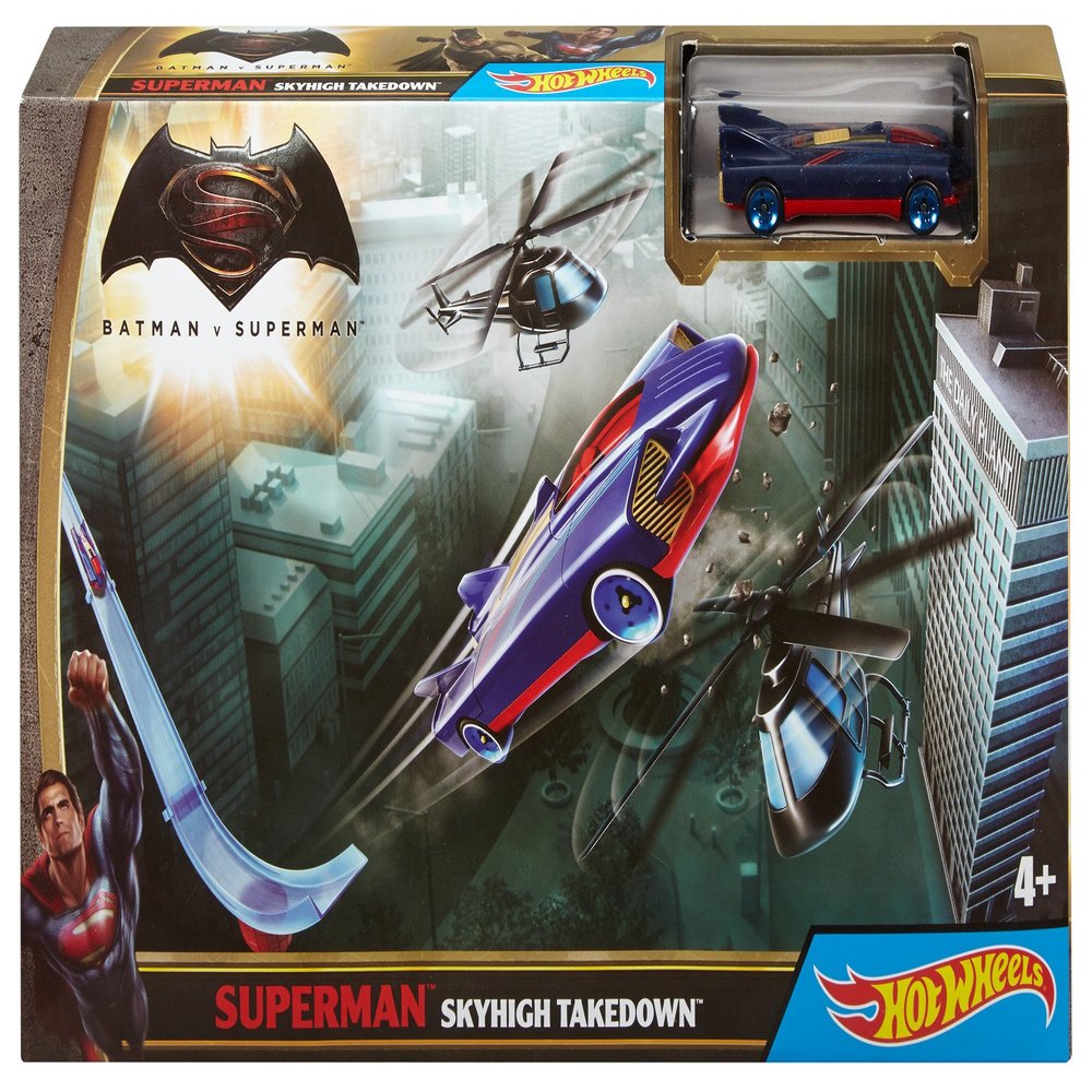 Hot Wheels Batman v Superman Superman Skyhigh Takedown Track Set