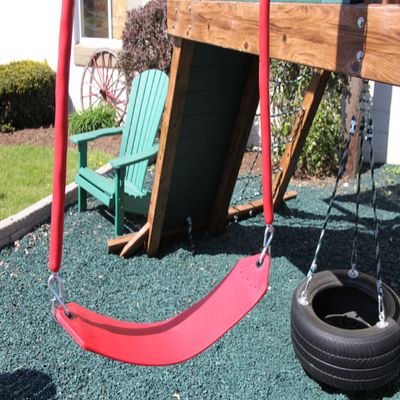 Swing Kingdom Red Belt Swing