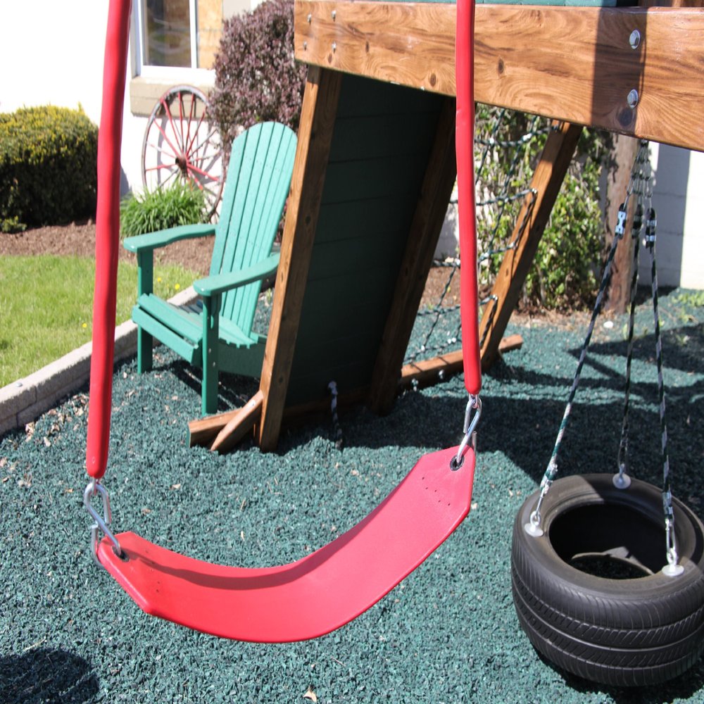 Swing Kingdom Red Belt Swing
