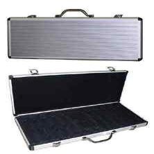 500 Expandable Poker Chip Locking Case Holds up to 650 Chips