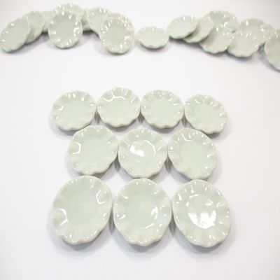 10x25 mm White Edge Scalloped Plate Dollhouse Miniatures Ceramic Supply 13404