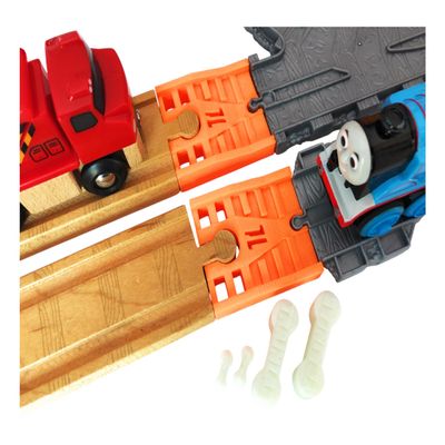 TrainLab Thomas Take-n-Play to Wooden Railway Train Track Adapters with Dog Bones (Orange)