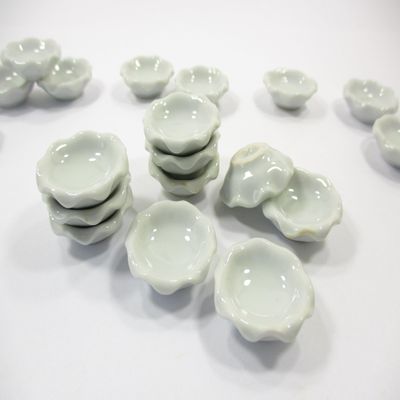10 White Salad/Ice Cream Scalloped Bowl Dollhouse Miniatures Ceramic 10080