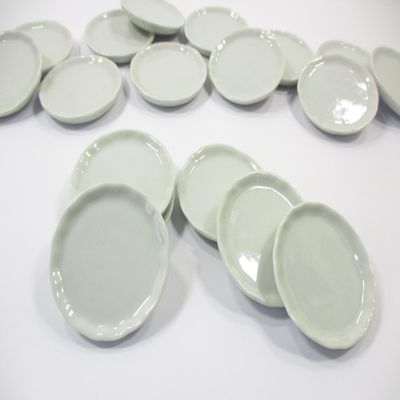 6x40mm White Large Plate Dish Dollhouse Miniature Ceramic Kitchenware Deco 1:6 10680