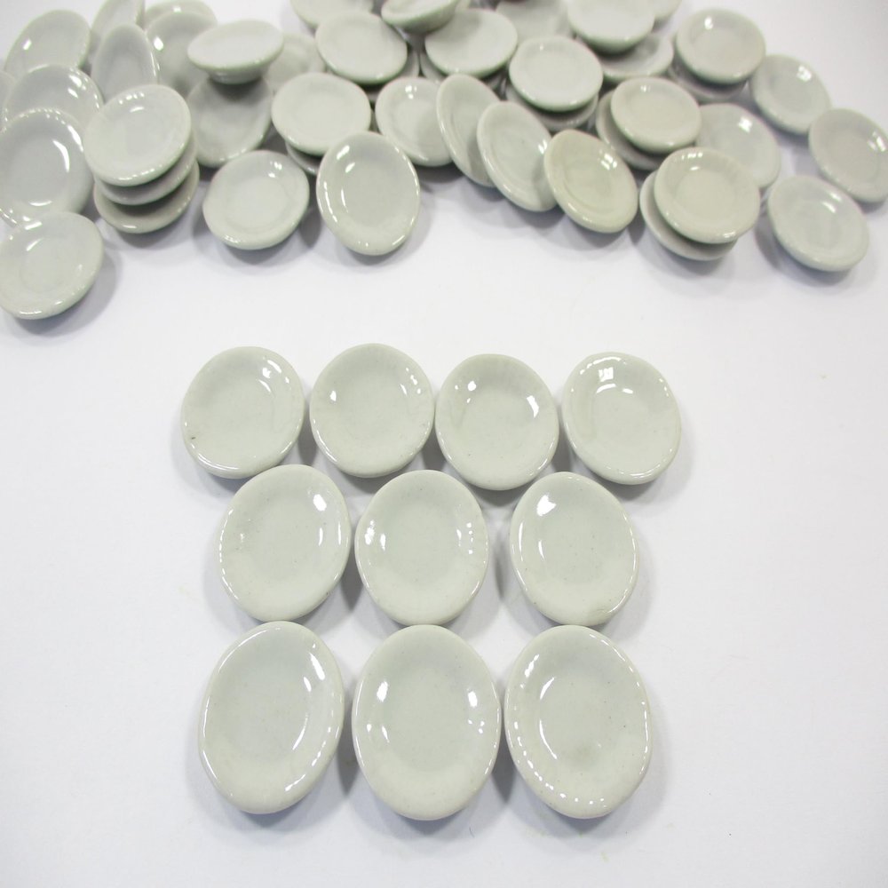 10x22mm White Plate Dish Dollhouse Miniature Ceramic Kitchenware Supply 10827