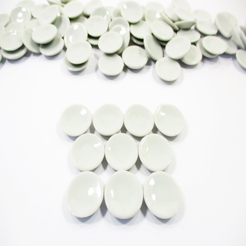 10x15mm Mini White Round Plate Dish Saucer Dollhouse Miniature Ceramic 10834