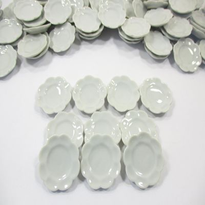 10x26mm White Scallop Plate Dish Dollhouse Miniature Kitchenware Ceramic 10838