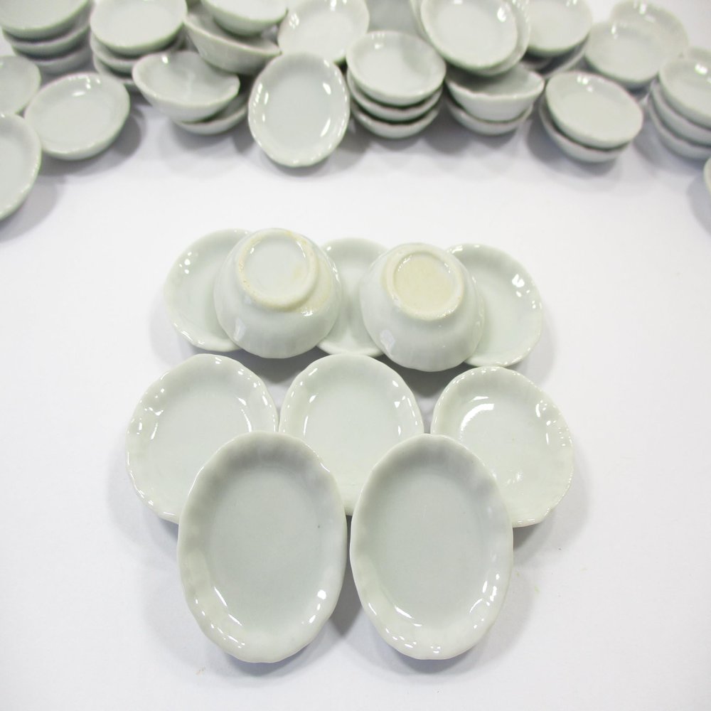 10x30mm White Round Plate Dish Ceramic Kitchenware Dollhouse Miniature 10843