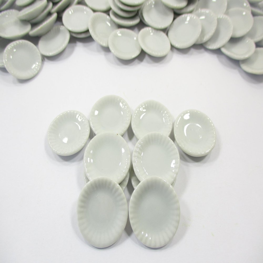 10x20mm White Round Plate Dish Dollhouse Miniature Ceramic Kitchenware 10885