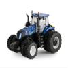 1:32 New Holland Genesis T8.435 Prestige Tractor view 1